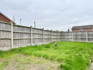Garden To The Side- click for photo gallery